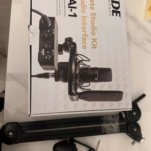 R&Oslash;DE NT1 & A1 錄音室麥克風套裝 送R&Oslash;DE支架