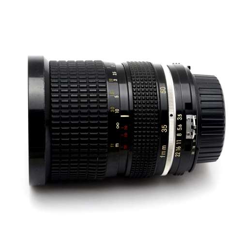 Nikon 35-70mm f3.5 Ai Pro Zoom