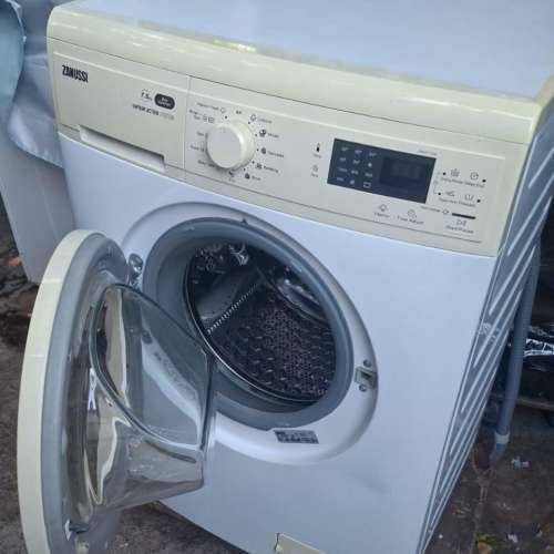 ZANUSSI 金章7.5公斤變頻洗衣機