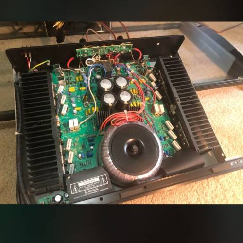 Parasound HCA-1000A 立體聲後級