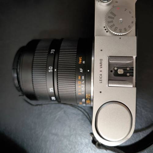 Lecia X Vario 相機 + Lecia EVF-2 觀景器