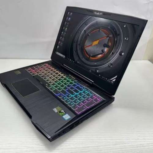 Intel&reg; Core&trade; i7-7700高階電競RGB手提電腦，GTX 1050 獨立顯卡，16G DDR4，Samsu...