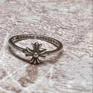 Chrome Hearts 克羅心泡泡糖十字花戒指