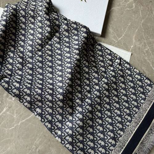 全新Dior羊毛真絲披肩