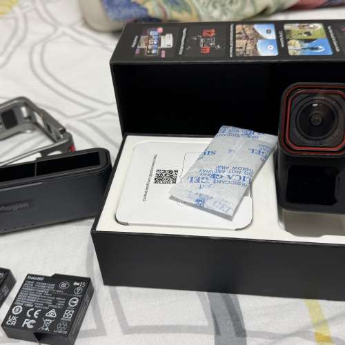 INSTA360 Ace Pro 2 行貨有保養，冇花，存電子防潮箱