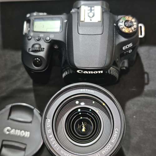 canon 77D 佳能 77D + 18-135 IS STM 18mm 135mm 18 135 EFS 90%new  機 行貨有盒冇...