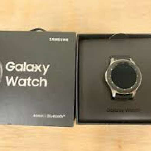 Samsung R800  Watch  100 %  New