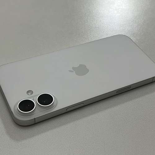 99 % New i phone 16 pIus 128GB White 香港行貨