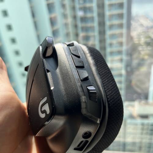 Logitech 7.1 聲度環繞遊戲耳機g633  （九成新）