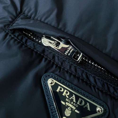 全新PRADA再生尼龍棉衣