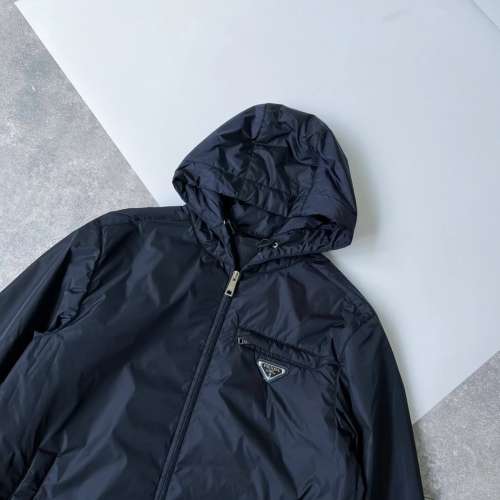 全新PRADA再生尼龍棉衣