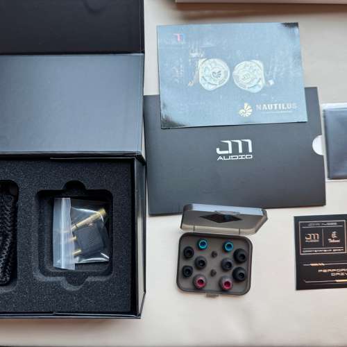 Jomo Audio Nautilus 鸚鵡螺號混合單元耳機