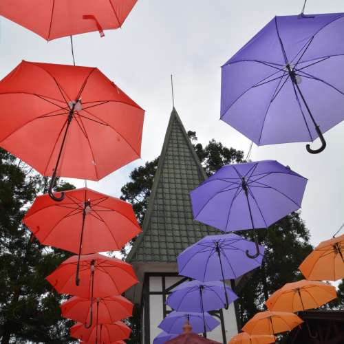 放逾90%新威達1系列 28-105mm 2.8-4只前置鏡片有抺鏡痕跡甩了少少COATING無影响照片...