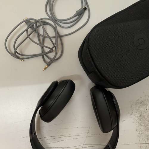 99%New Beats Studio Pro Wireless Headphones Black 保到1-2-2026