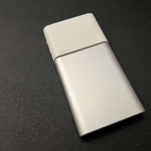 Activo P1 便攜式無損播放器