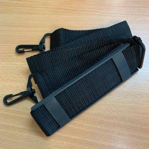 100% NEW 黑色尼龍肩帶（有肩托）