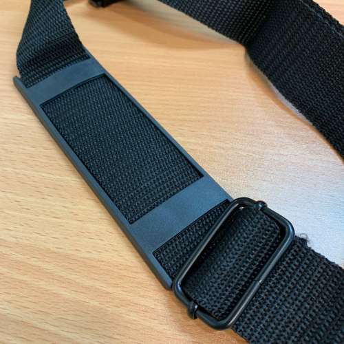 100% NEW 黑色尼龍肩帶（有肩托）