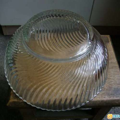 英國式古典靚花紋玻璃碗