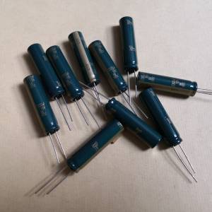 日本松下PANASONIC X-Pro 16V3300UF 電容10個