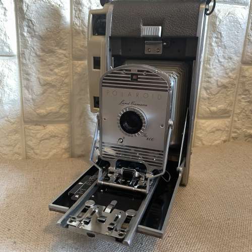 Polaroid The 800