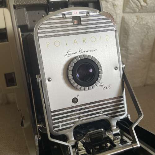 Polaroid The 800