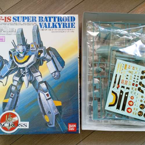 Bandai Macross VF-1S 超時空要塞模型