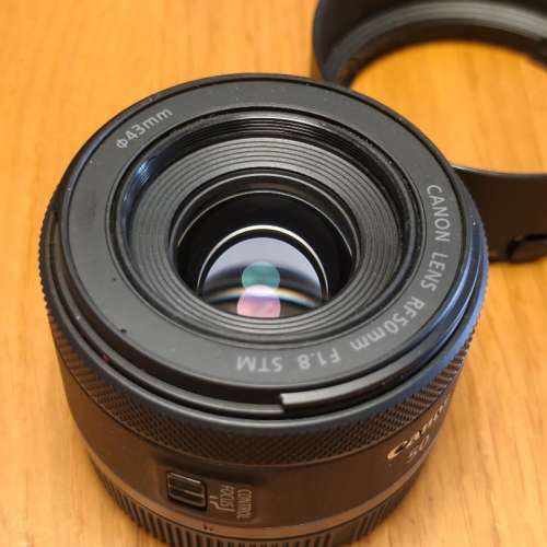 Canon RF 50mm f/1.8 STM 鏡頭(連原廠遮光罩)