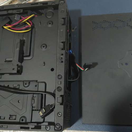 GTR itx 機箱 200W火牛 跟螺絲