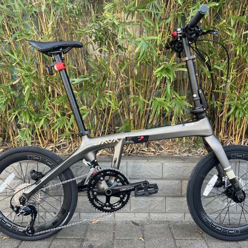 (全新消光黑藍色, 黑紅色 廠商都有貨啦) 全新款油剎 JAVA ARIA 18S ALTUS M2000變...