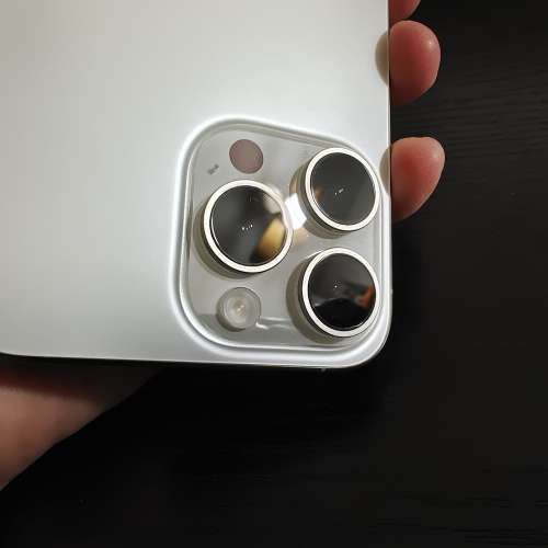 極新,香港行貨,白色iphone 15 pro max 512gb openline 5G