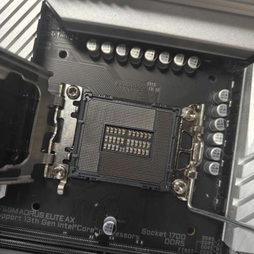 GIGABYTE B760M AORUS ELITE AX DDR5 1700