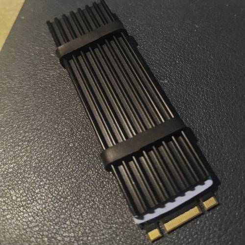 SSD固態硬盤 1TB M2 2280接口