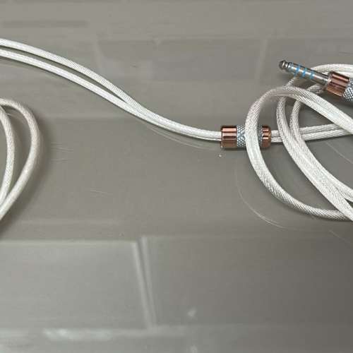 旋轉拍賣紫鑽商店認證(線名:白羊座Aries)3款金屬組成(金銀銅)，使用美國CAMPFIRE最...