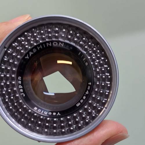 Yashica Yashinon 4.5cm f1.8