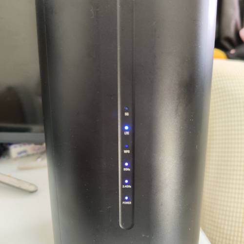Linksys 領勢FGW3000 5G WiFi 6 AX3000 無線路由器。插電話卡用。