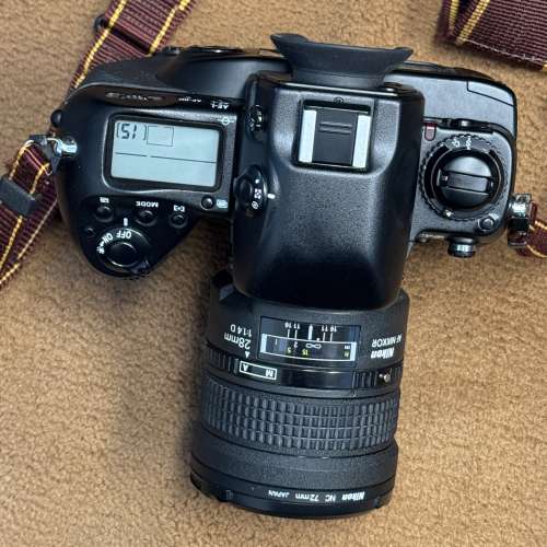 Nikon F5 w/ MF28 + Nikon AF 28mm f1.4D