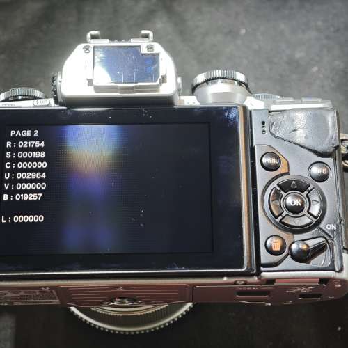 OLYMPUS E-M10 奧林巴斯 EM10  + 14-42 M43  功能正常 跟2電一充連肩帶 快門 19xxx...