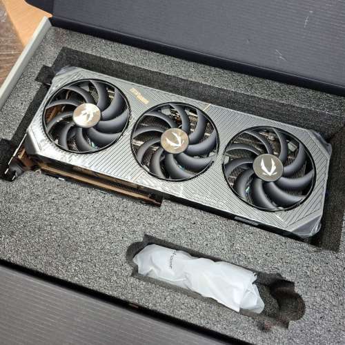 ZOTAC GAMING GeForce RTX 5090 顯示卡