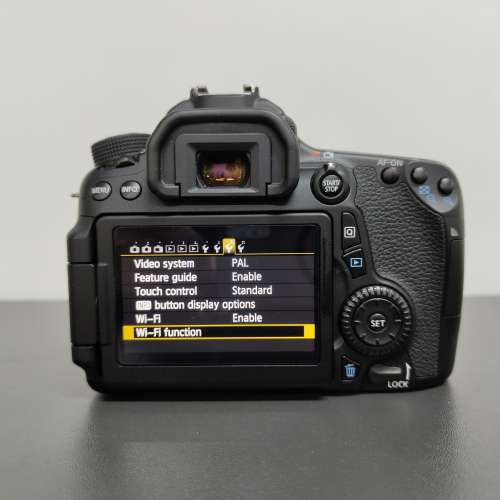 Canon EOS 70D DSLR Camera