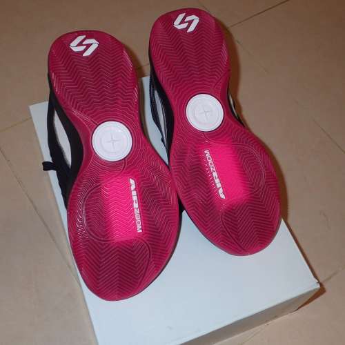 全新 Nike Luke 4 PF籃球鞋