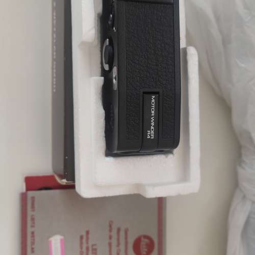 Leica R4 motor winder