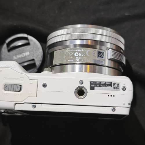 sony a5100 + 16-50 E 索尼 16mm 50mm 16 50 98%new 跟2電 送記憶卡