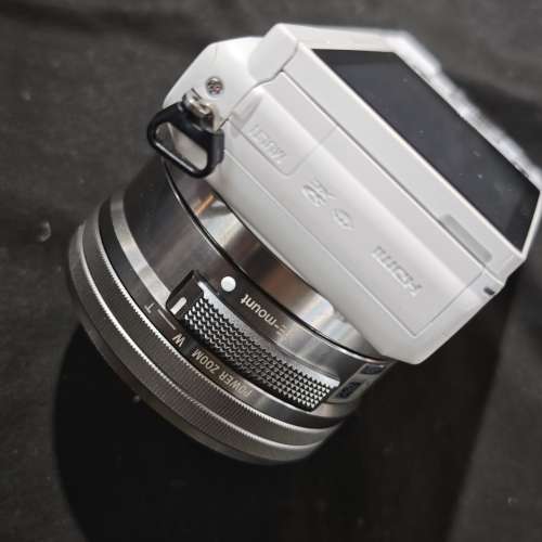 sony a5100 + 16-50 E 索尼 16mm 50mm 16 50 98%new 跟2電 送記憶卡