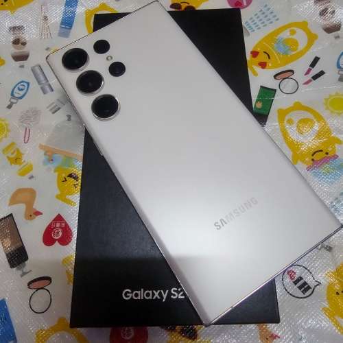 99% new  samsung s23 ultra 12+512 5G雙卡港版白色