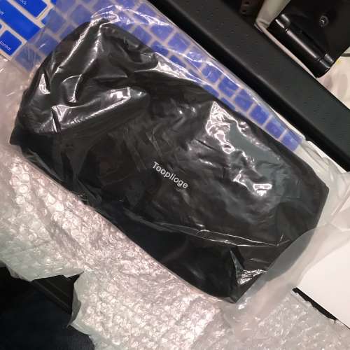 👝 Sling Pouch for mobile cross-body utility satchel Bag BLACK NEW 全新 單肩袋...