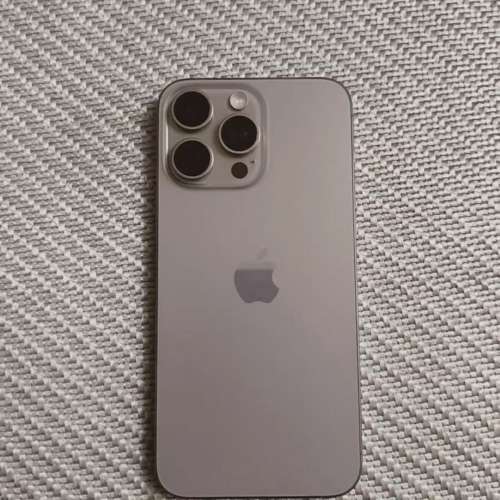 15 Pro Max 1tb，港版，原色，電池健康度91%