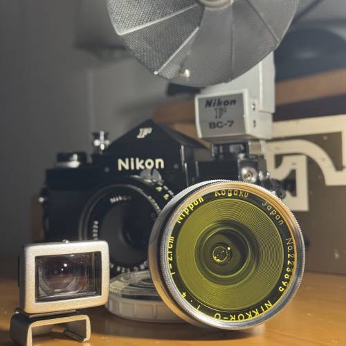 Nikon F