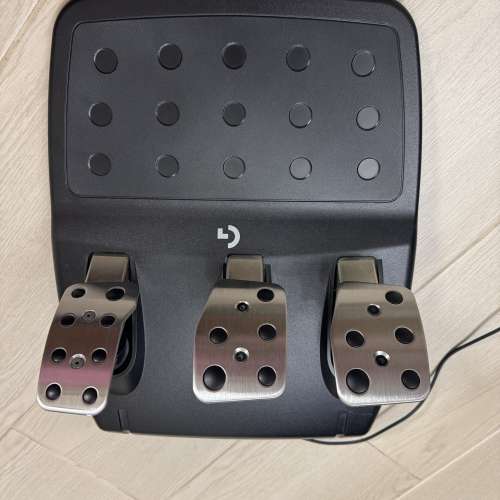 9成新 Logitech G923 軚盤連腳踏 + Shifter (棍波) 全套即玩