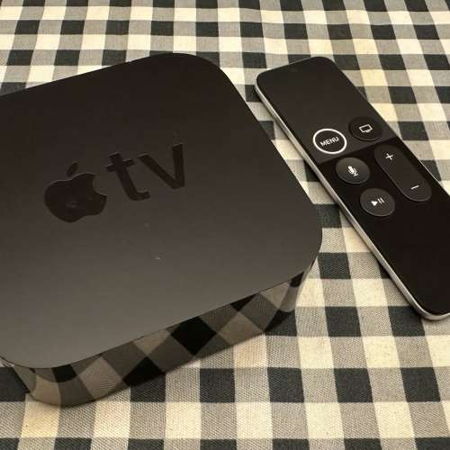 Apple TV Series 5 4K 機頂盒 32G記憶體 行貨 95%新 非常少用新淨 只是主機底部有輕...