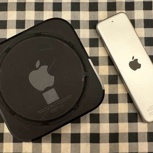 Apple TV Series 5 4K 機頂盒 32G記憶體 行貨 95%新 非常少用新淨 只是主機底部有輕...